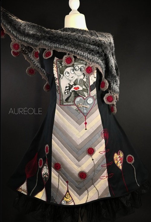 robe noir blanc rouge 'les amoureux' avec poncho à une manche