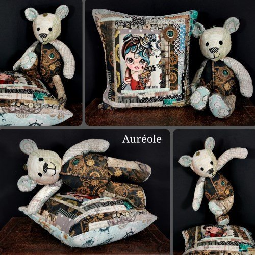 duo poesie : un coussin et un ours en tissu assortis, motif steampunk